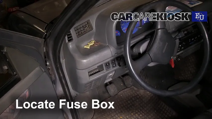 1998 Daewoo Tico SE 0.8L 3 Cyl. Fuse (Interior) Check